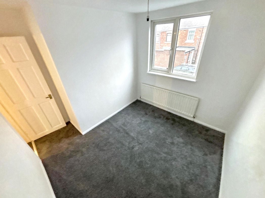 Property image 10 of 15