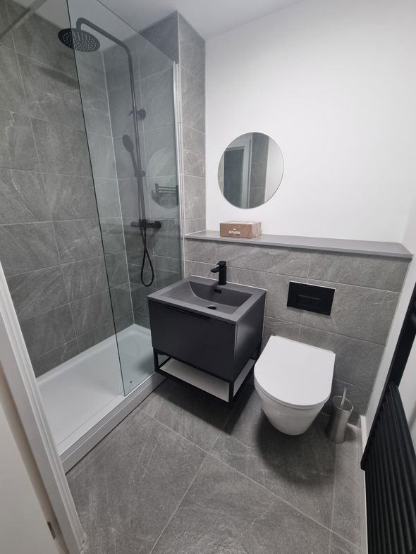 Property image 10 of 18