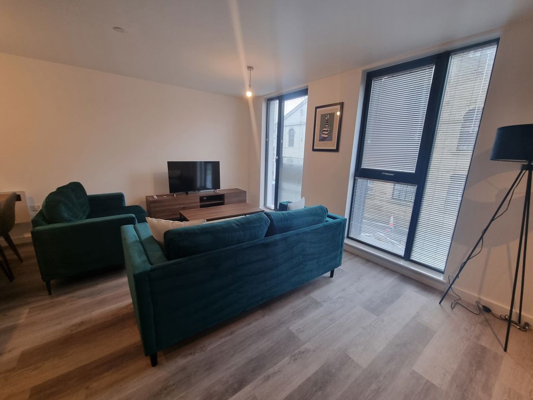 Property image 2 of 18