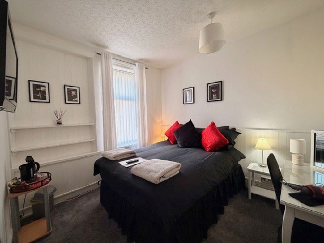 Property image 5 of 27