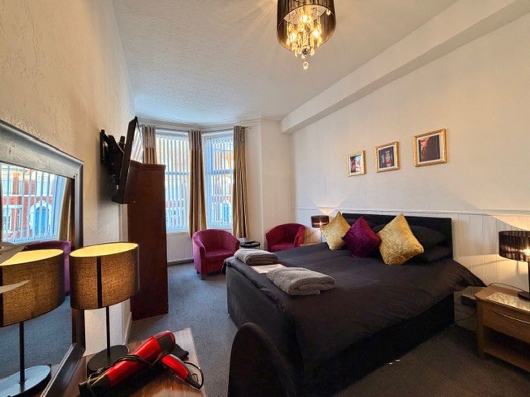 Property image 6 of 27