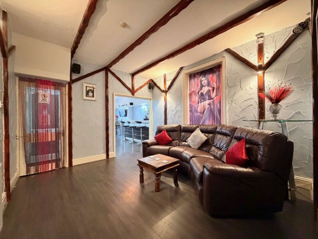 Property image 3 of 27