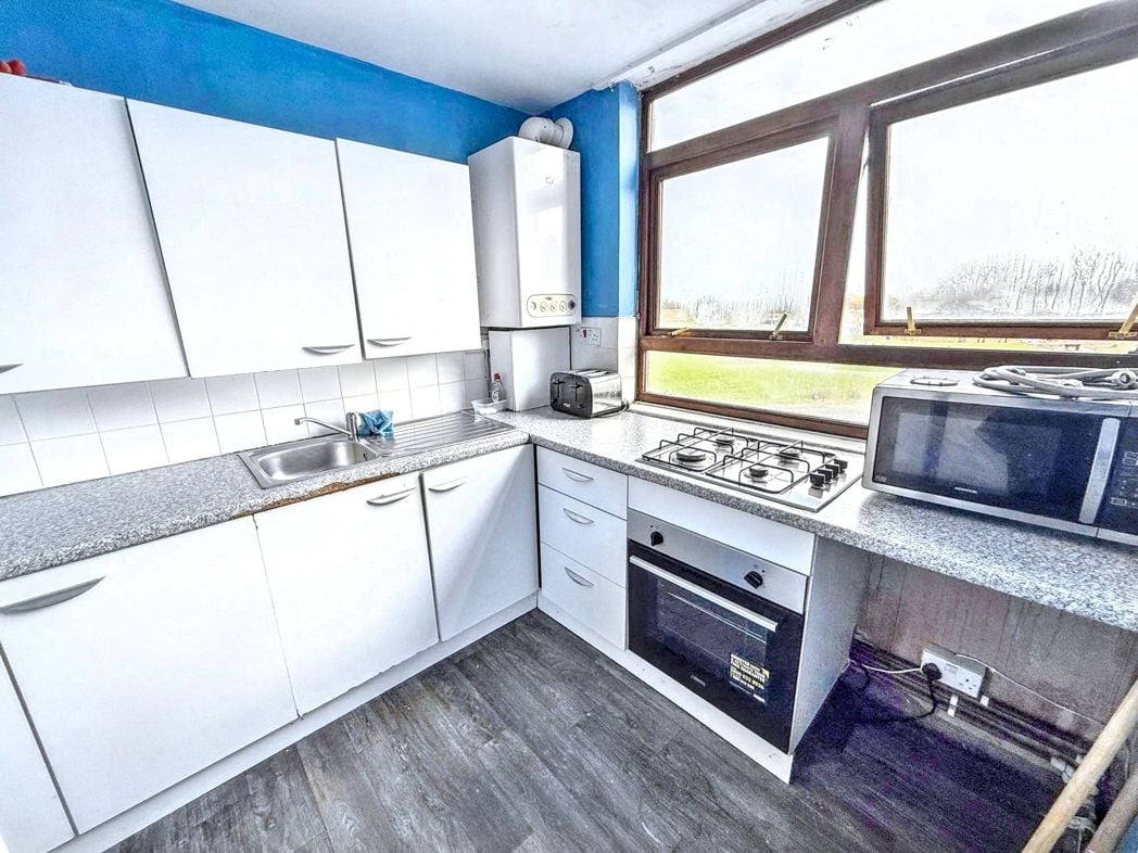 Property image 3 of 10