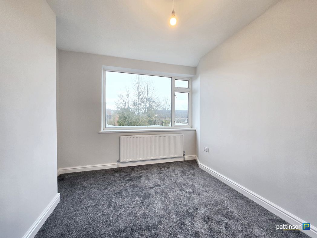 Property image 12 of 18