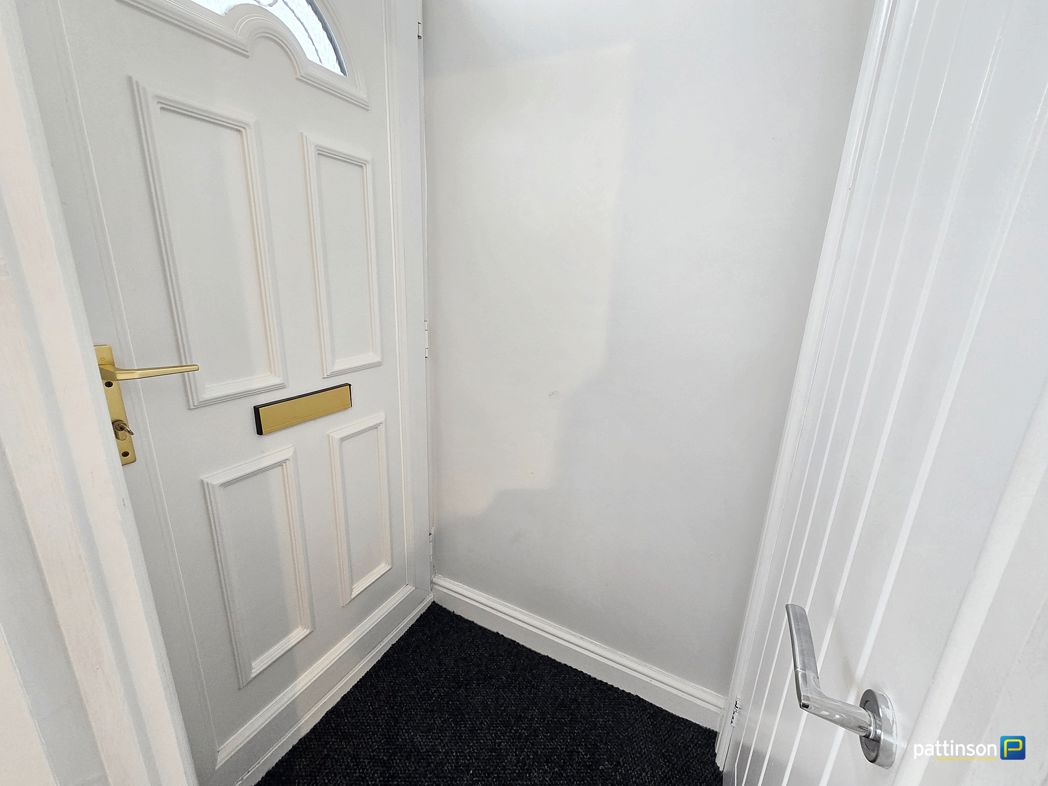 Property image 2 of 18