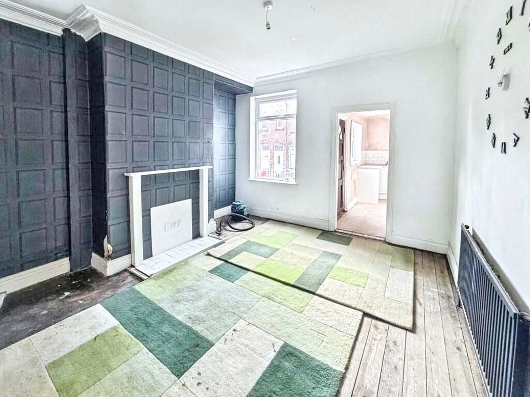 17, Leeds, West Yorkshire, LS9 9DE