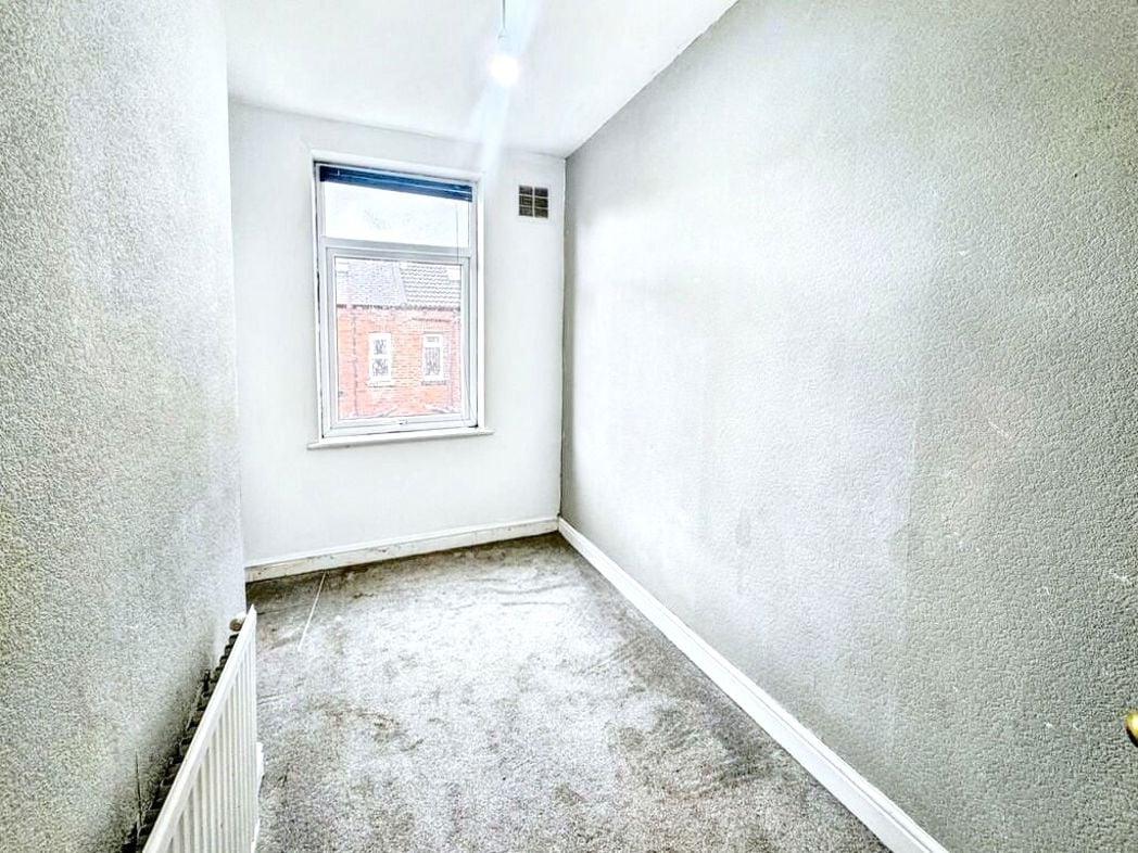 17, Leeds, West Yorkshire, LS9 9DE