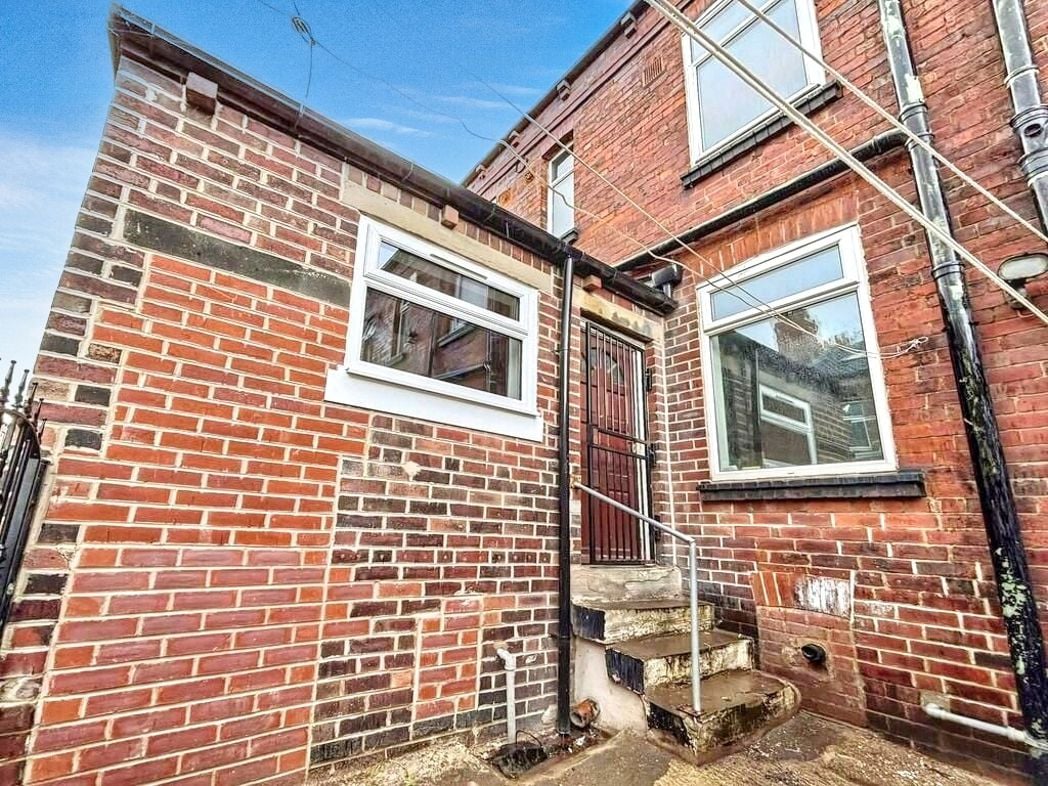 17, Leeds, West Yorkshire, LS9 9DE