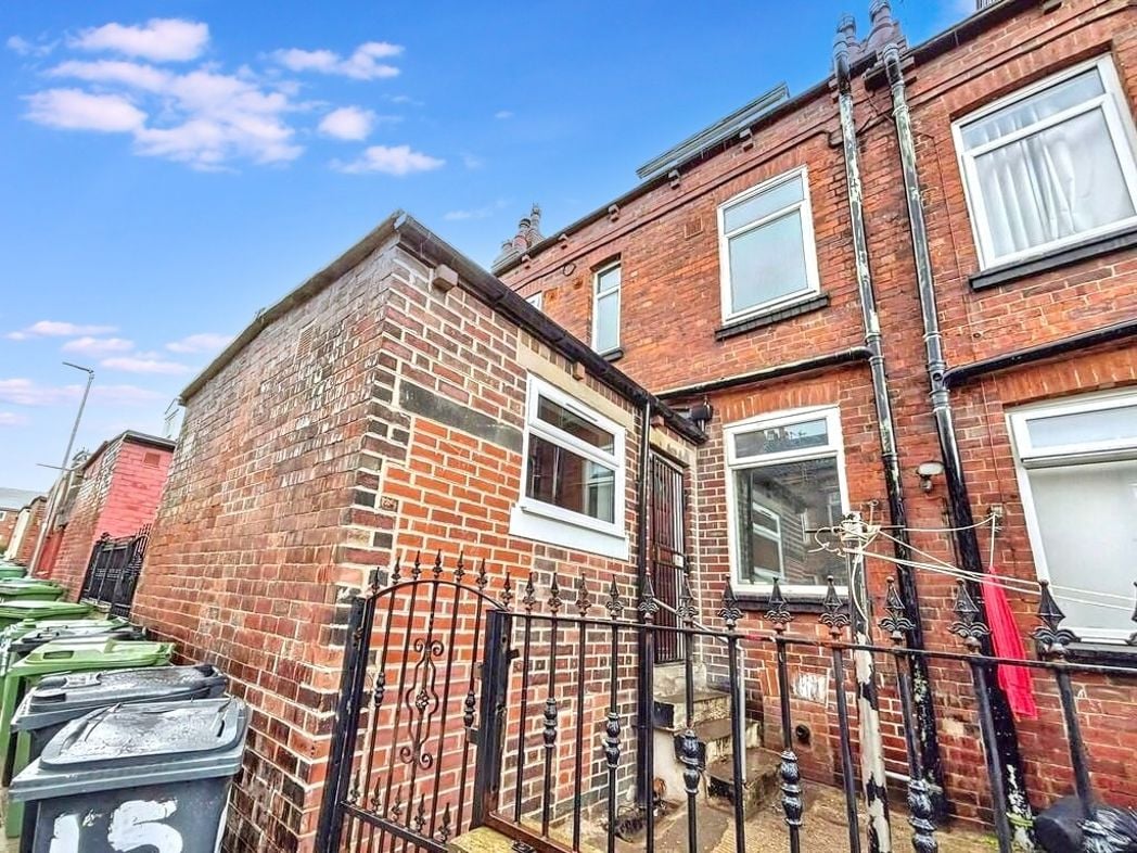 17, Leeds, West Yorkshire, LS9 9DE