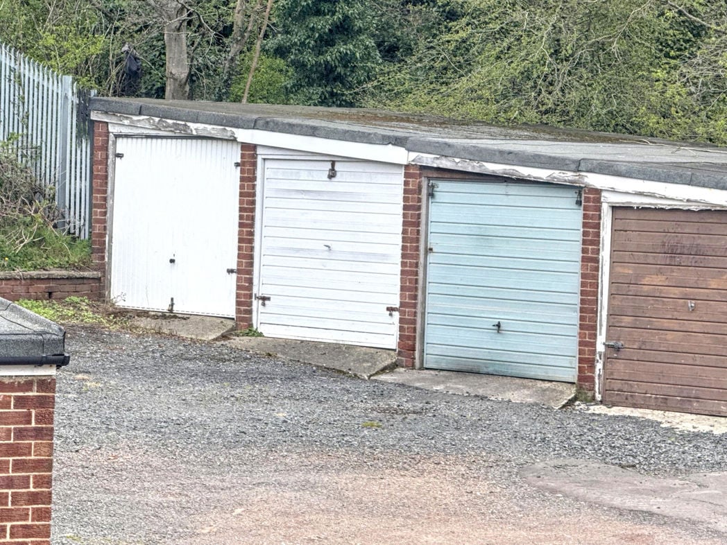 Property image 13 of 15