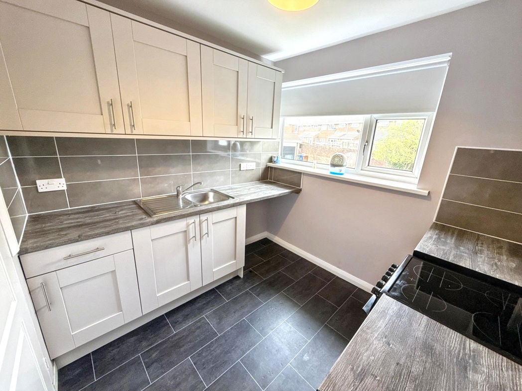 Property image 5 of 15