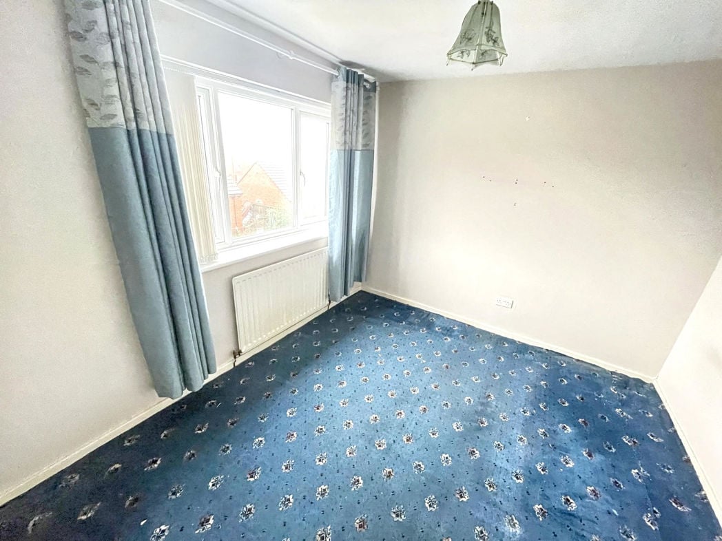 Property image 11 of 14