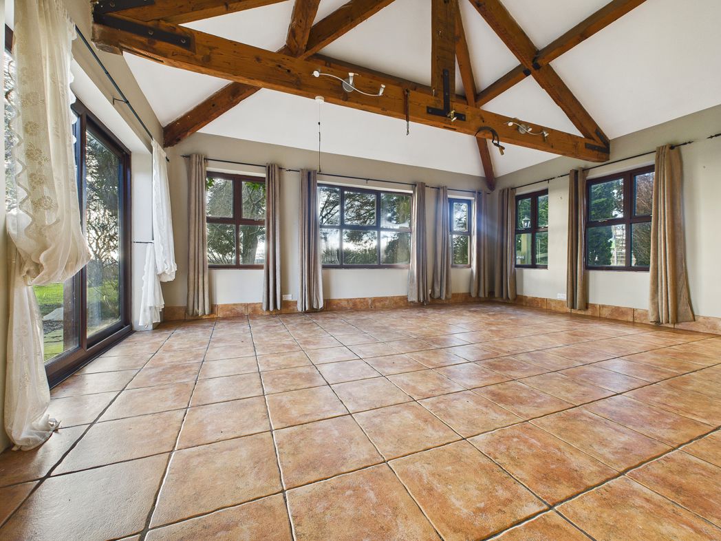 Property image 6 of 23