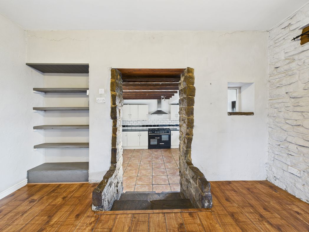 Property image 8 of 23