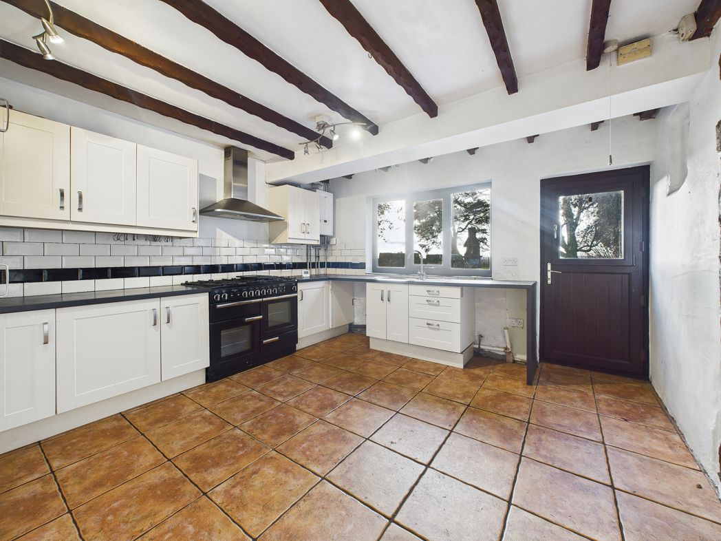 Property image 4 of 23