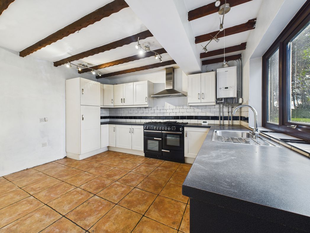Property image 9 of 23