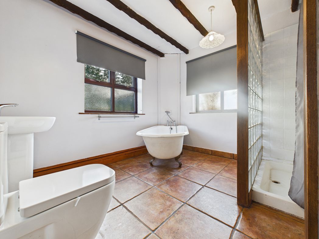 Property image 14 of 23