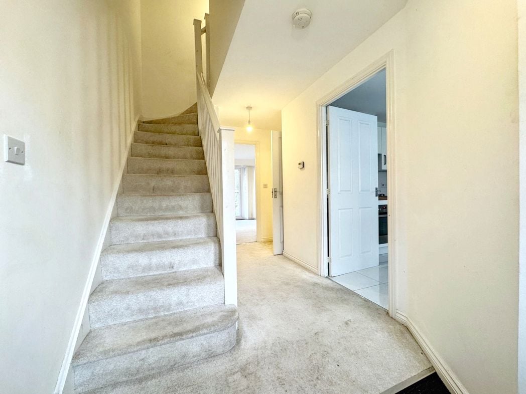 Property image 4 of 23
