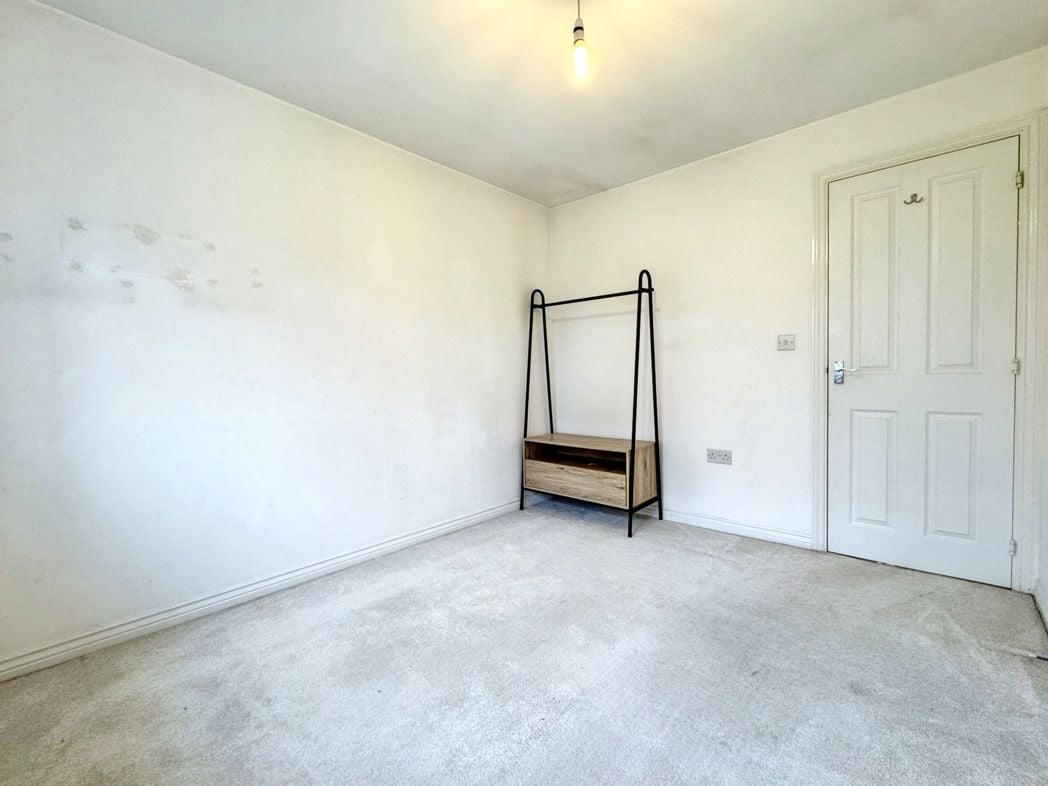 Property image 16 of 23