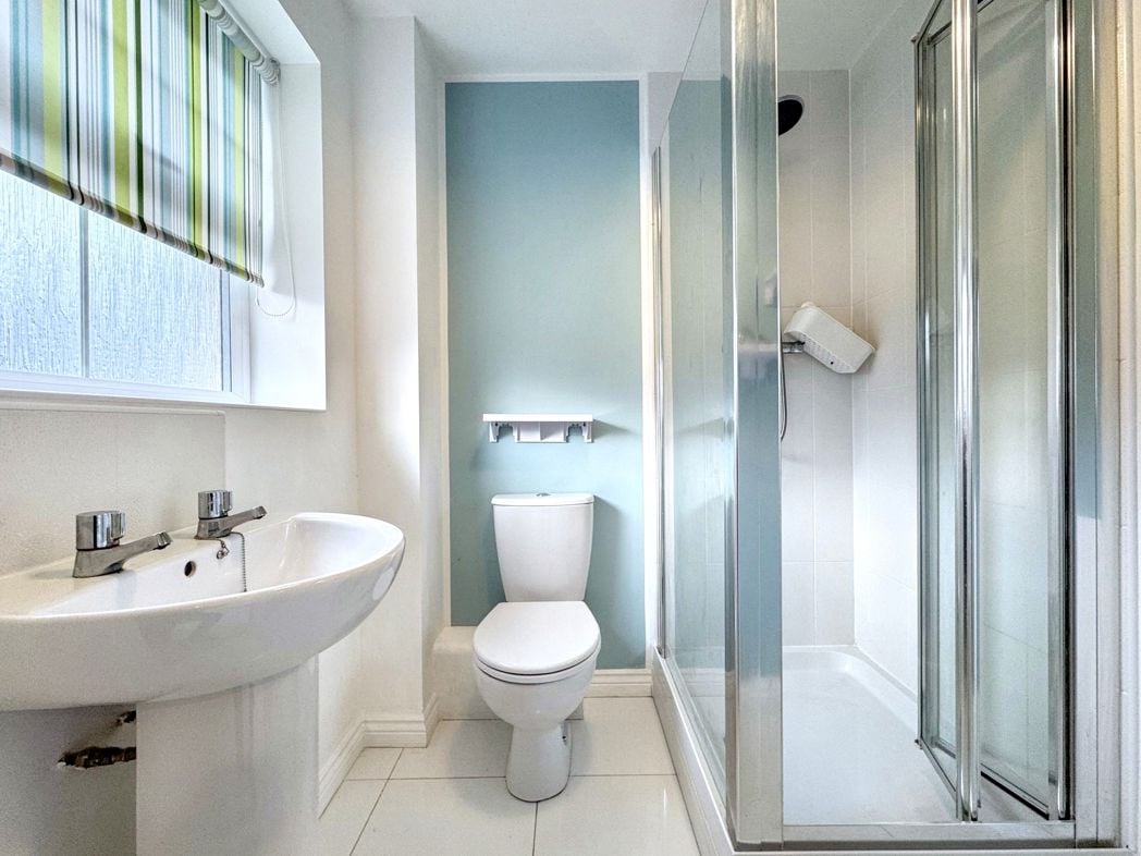 Property image 12 of 23