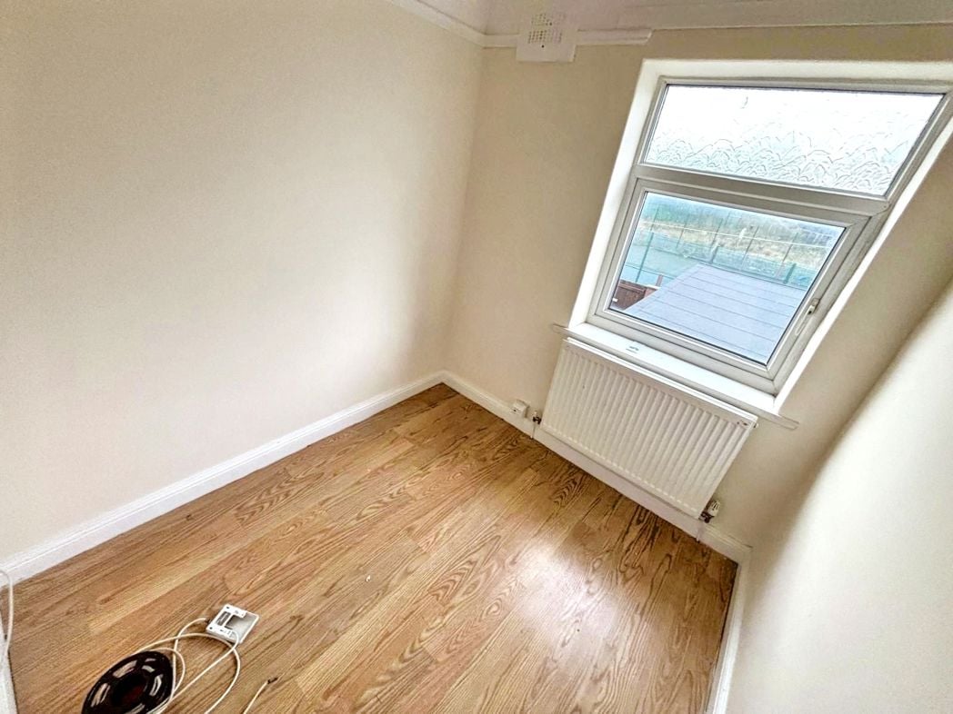 Property image 5 of 7