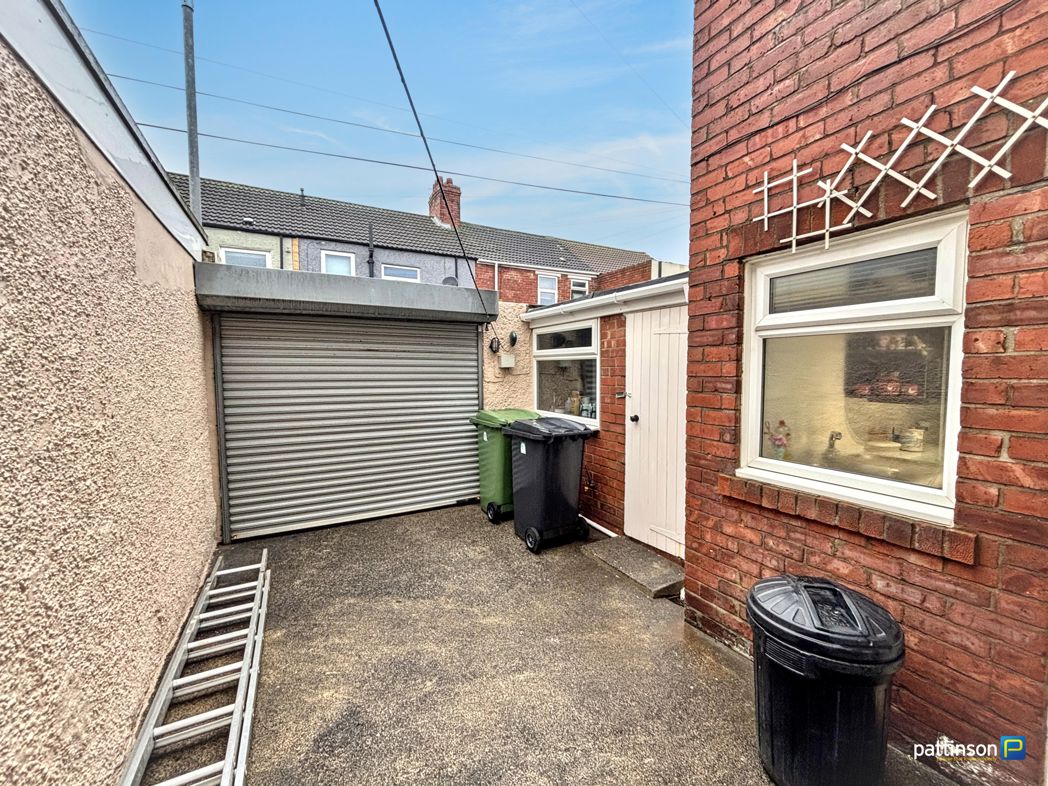 Property image 17 of 18