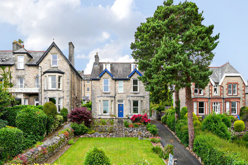 Garth House, Grange-Over-Sands, Cumbria, LA11 7HD