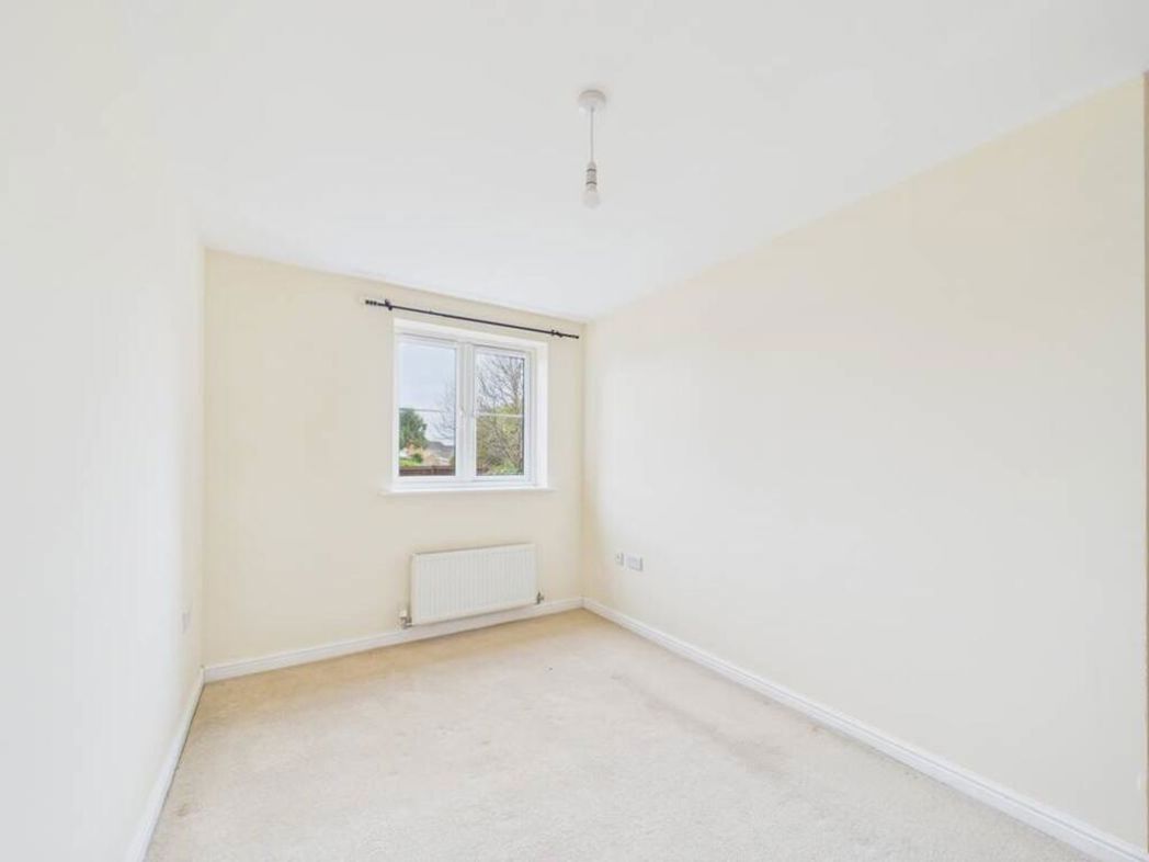 Property image 10 of 19
