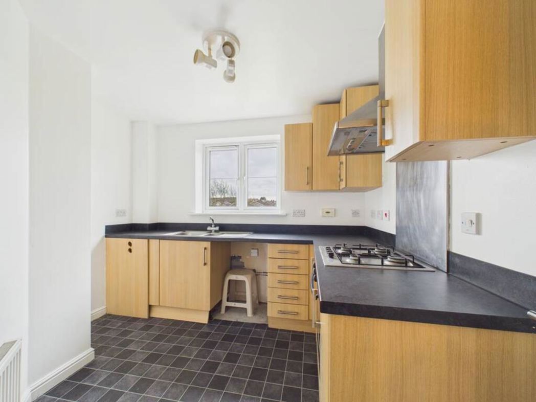 Property image 11 of 19