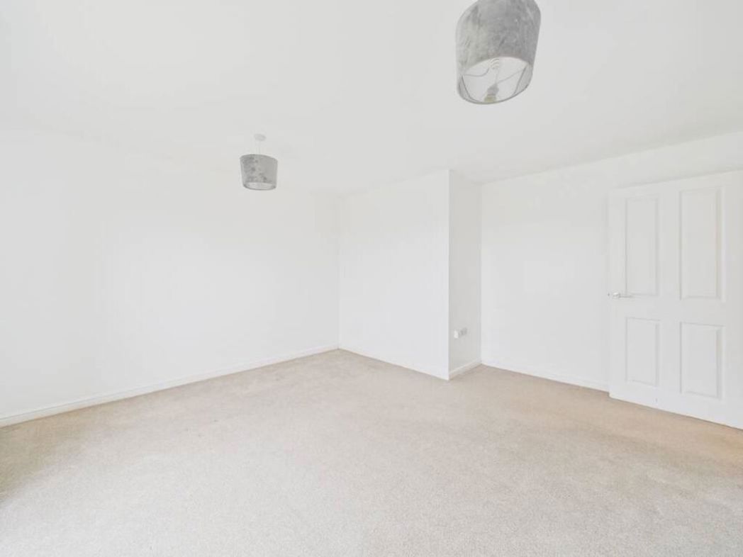Property image 15 of 19