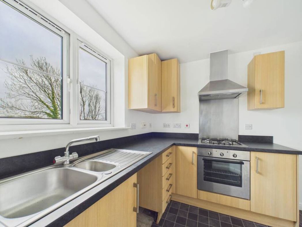 Property image 16 of 19