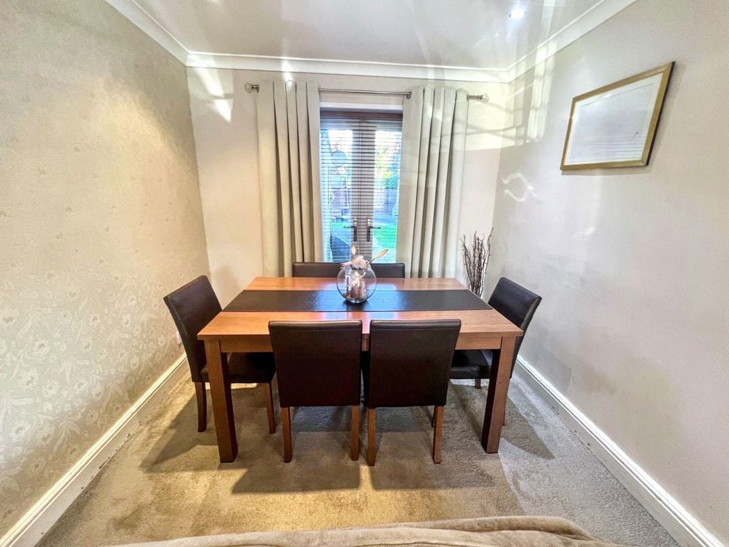 Property image 3 of 13