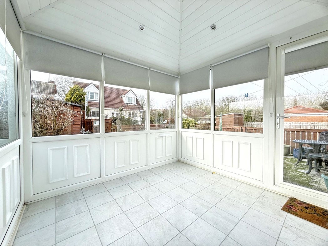 Property image 8 of 18