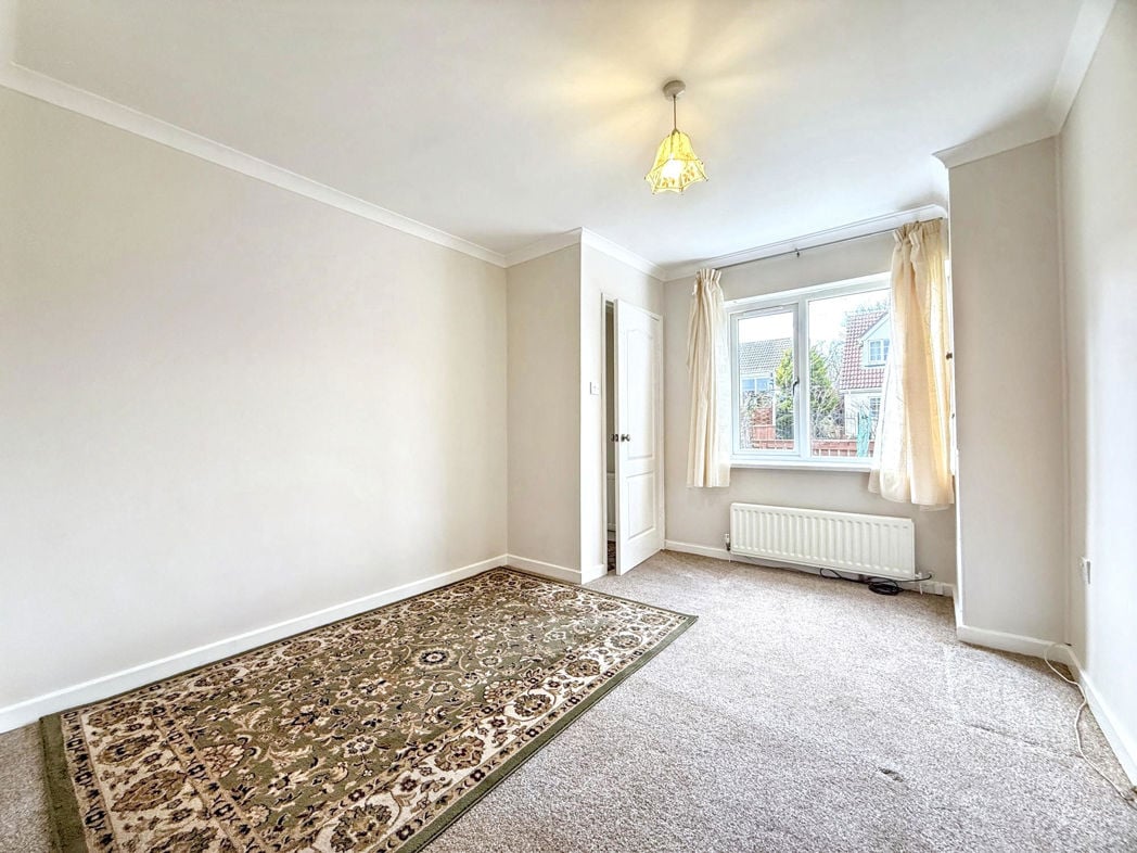 Property image 11 of 18