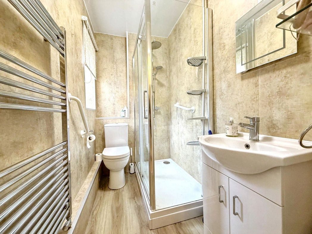 Property image 14 of 18