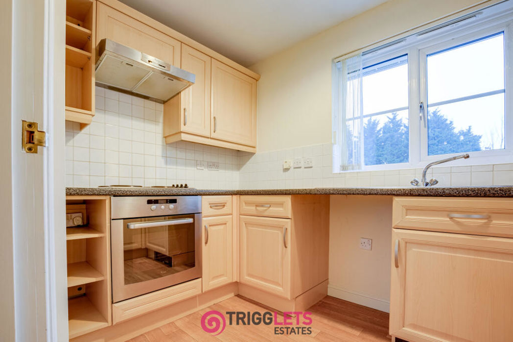 Property image 4 of 20