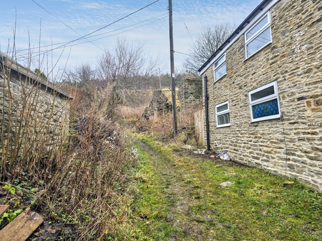 Property image 4 of 4
