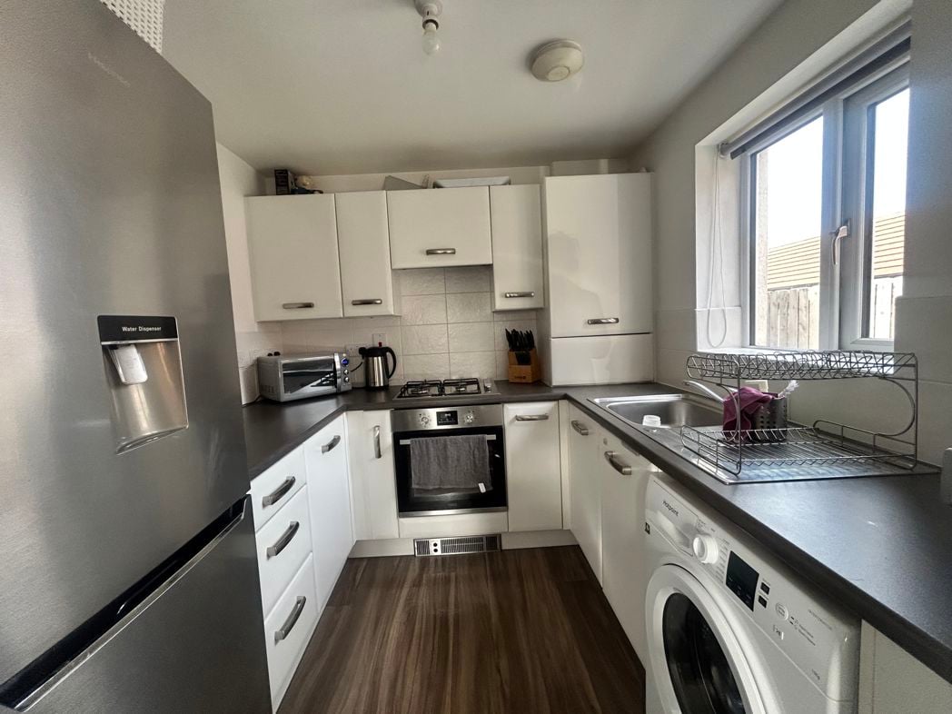 Property image 3 of 11
