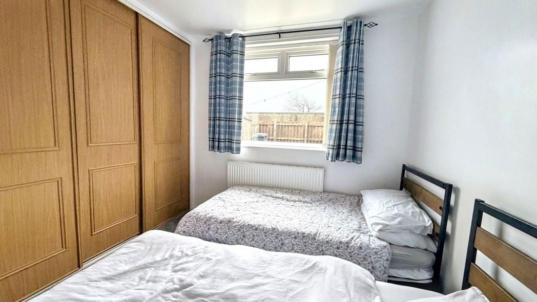 Property image 4 of 8