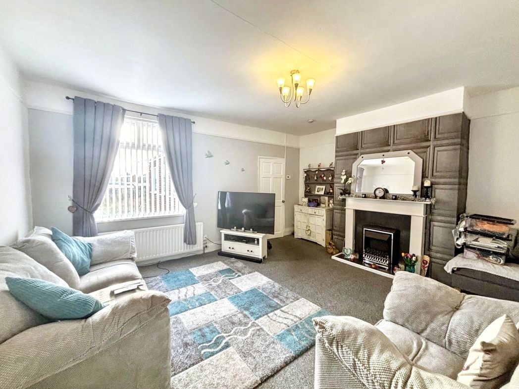 Property image 2 of 10