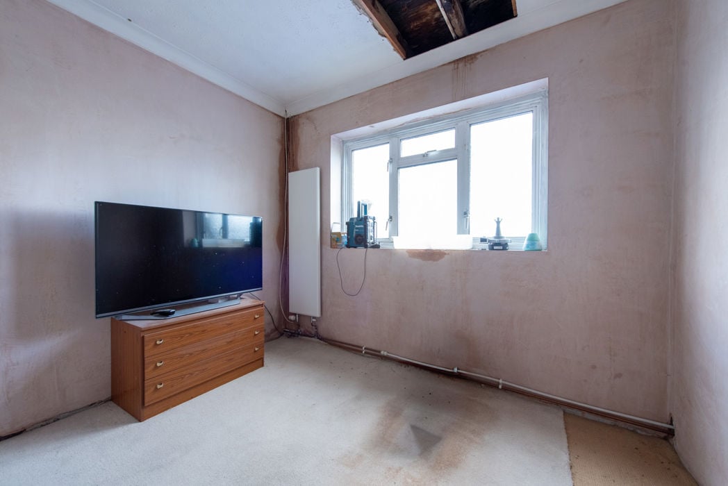 Property image 8 of 16