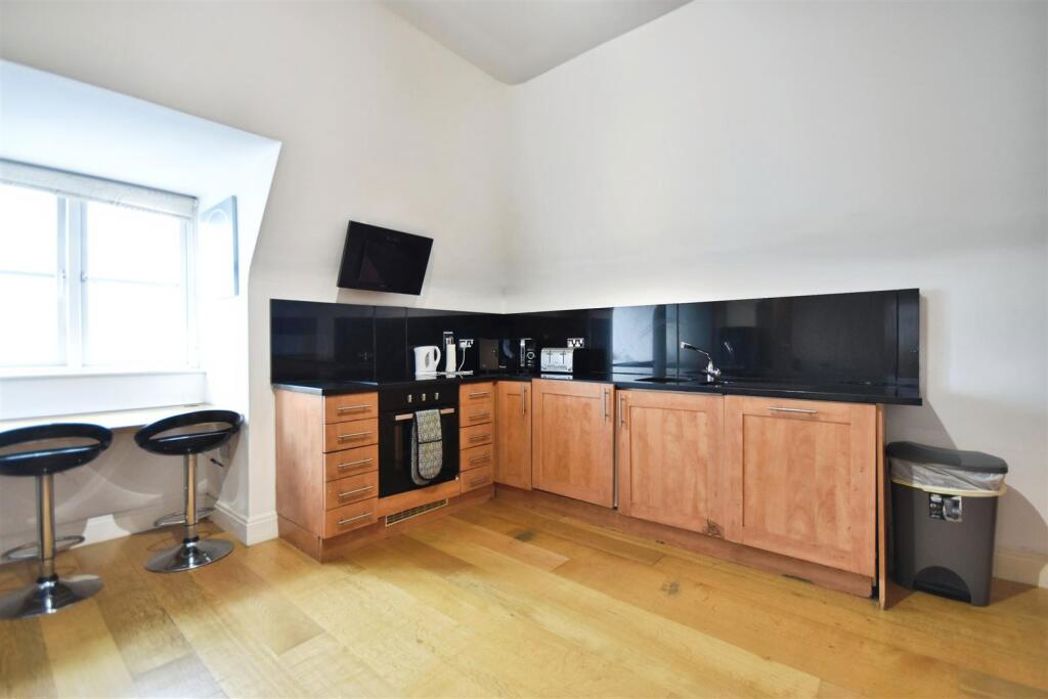 Property image 7 of 15