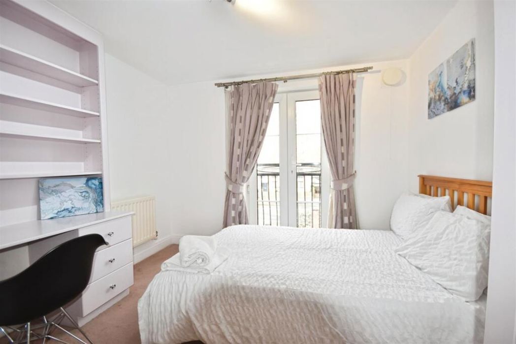 Property image 13 of 15