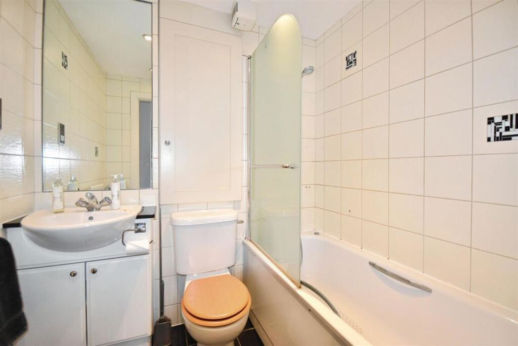 Property image 14 of 15