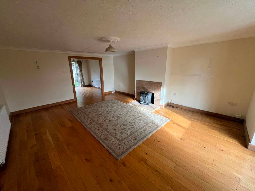 Property image 3 of 24