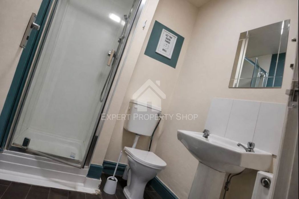 62, Grantham, Lincolnshire, NG31 6SN