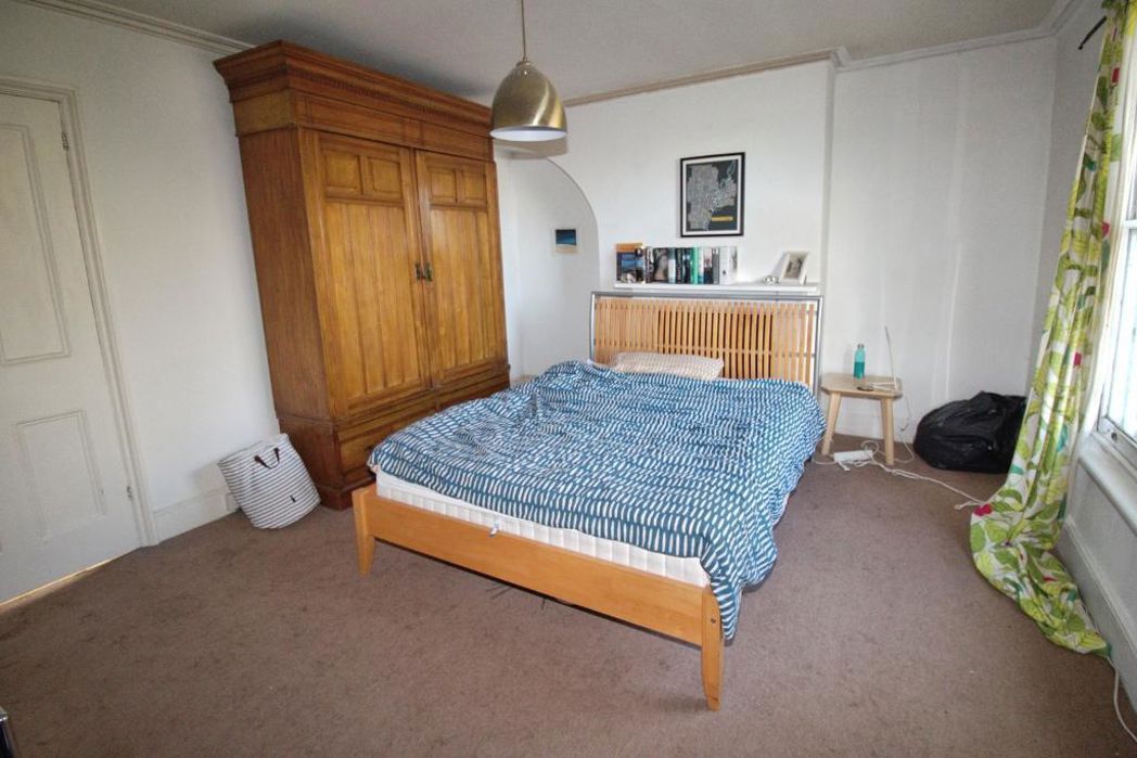 Property image 8 of 14