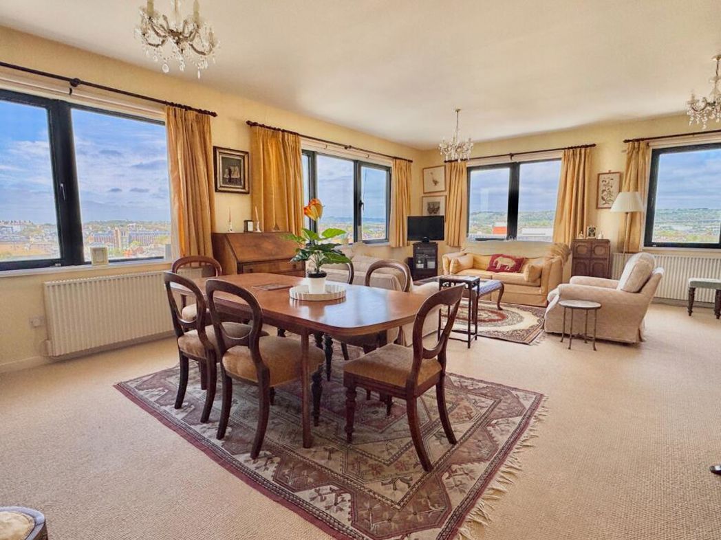 Property image 3 of 15