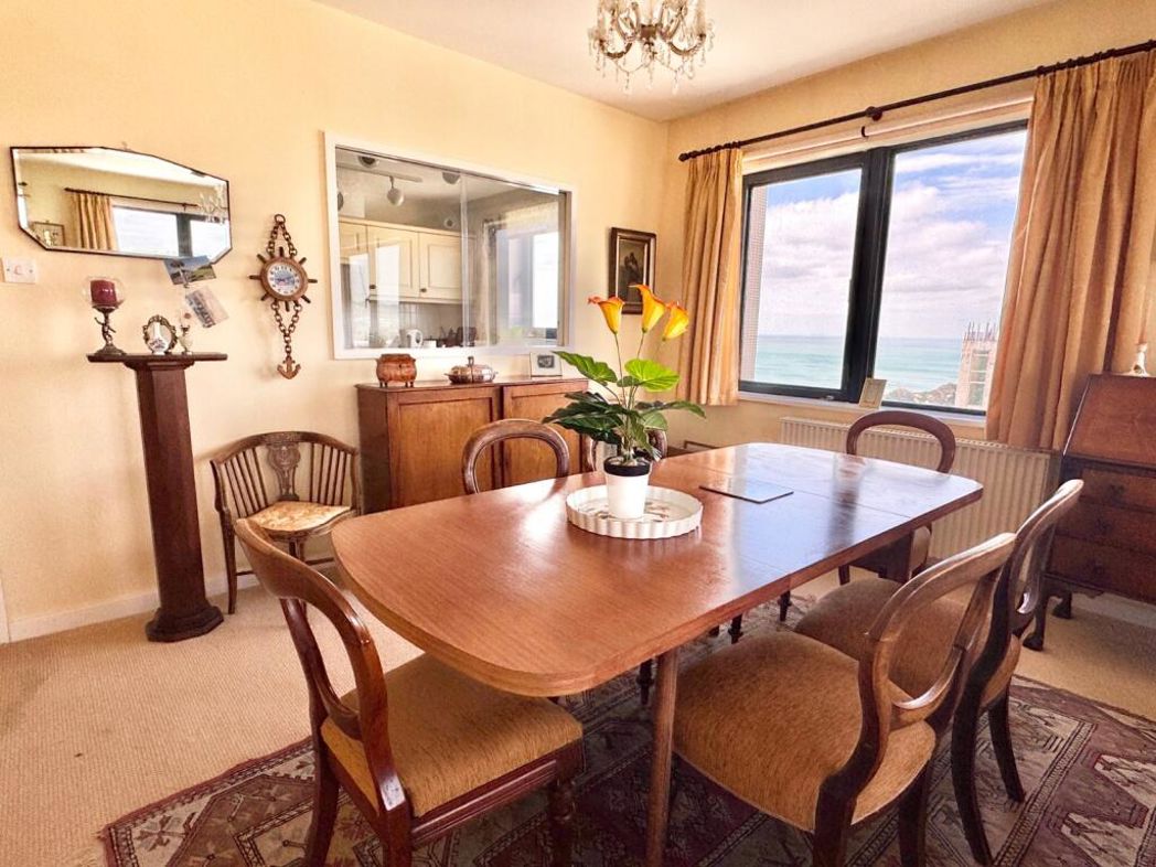 Property image 6 of 15