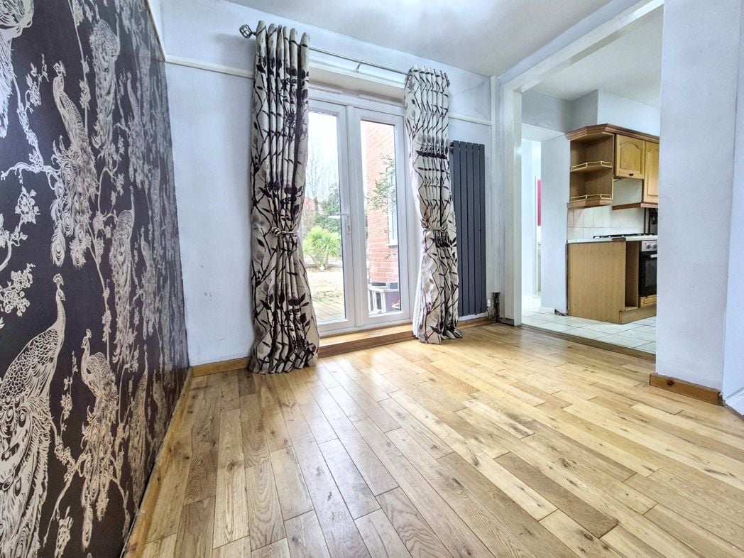 Property image 7 of 23